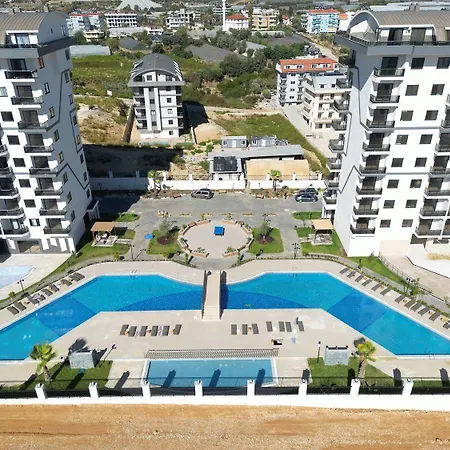 5 Kişilik Tatil Dairesi Havuzlu &