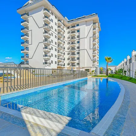 5 Kişilik Tatil Dairesi Havuzlu &