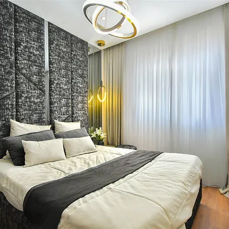 5 Kisilik Tatil Dairesi Havuzlu & Gazde/Camere de închiriat *